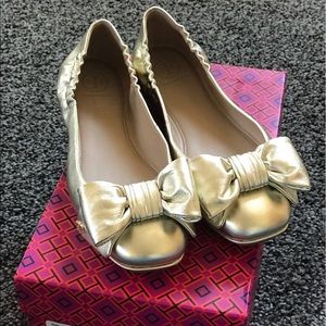 Tory Burch Gold bow flats